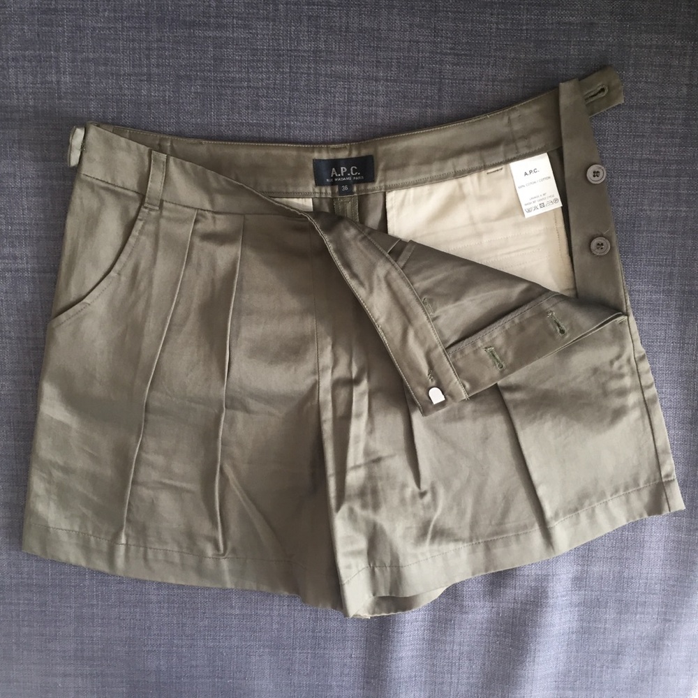 GUC A.P.C. Satiny Cotton Shorts